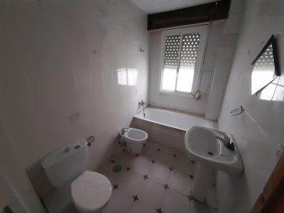 4015942-b0c993c2