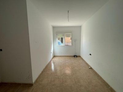 4015945-8103b023