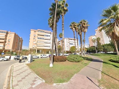 4016002-4da12217