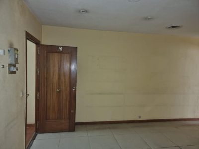 4020282-905b28d5