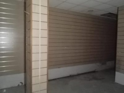 4045991-b6443568
