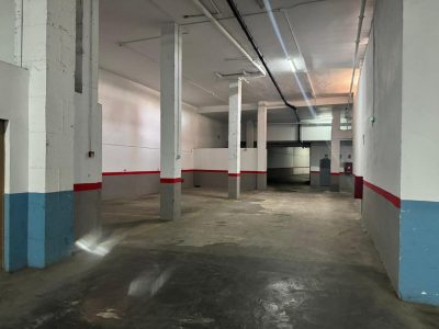 4046002-2427d36a
