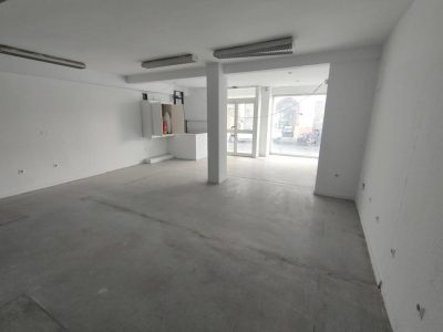4046006-723e873e