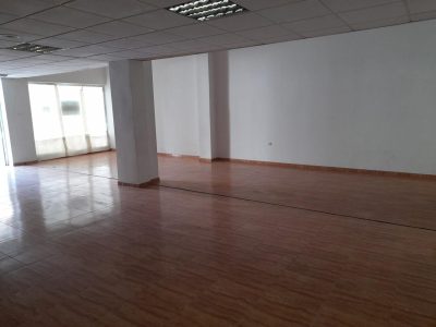 4060101-6677639b