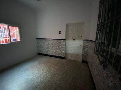 4085931-935e3176