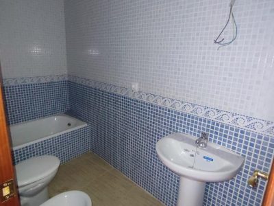 4086776-443d1cb2