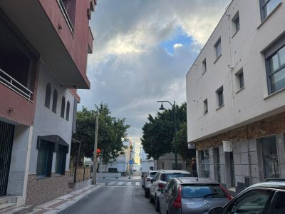 4097583-0603d896