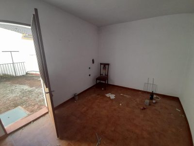 4105897-22f90596