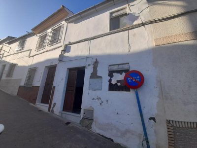 4105897-63d16f69
