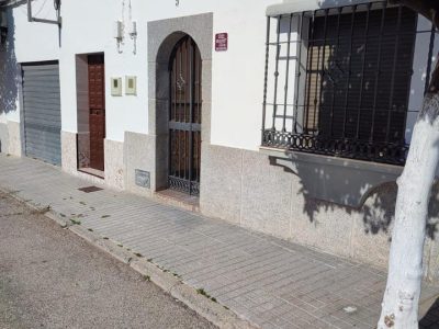4106425-43512f60