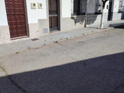 4106425-79349987