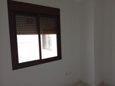 4110005-280de2de