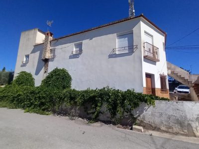 4112431-37be23f4