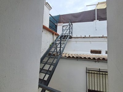 4113462-fab84d1b