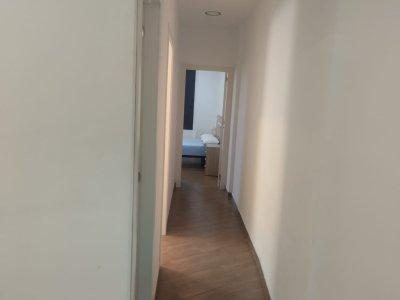 4130530-34806369