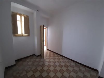 4138148-39470266