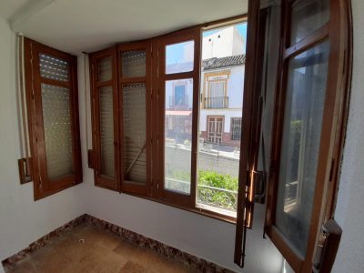 4138148-845b7b82